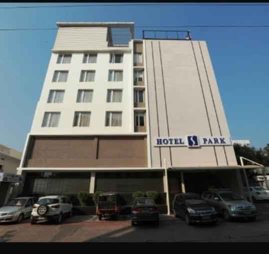 Hotel-S-Park Khammam Exterior photo